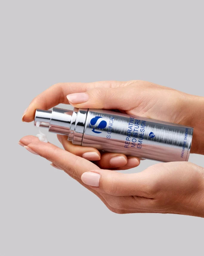 iS Clinical – Reparative Moisture Emulsion 50g